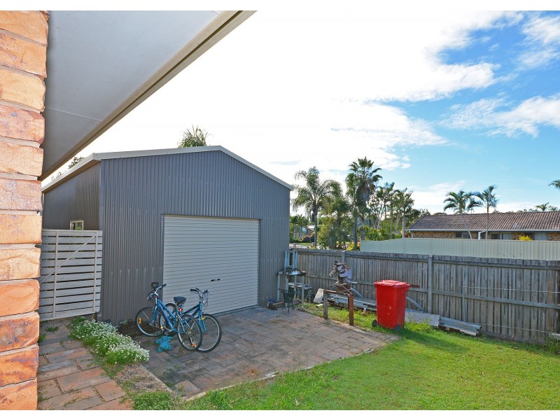 2 Wattlebird Lane, Eli Waters QLD 4655