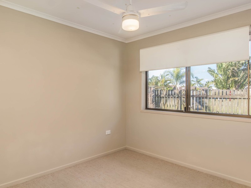 2/19 Grevillea St, Kawungan QLD 4655