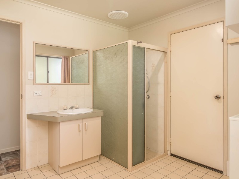 2/19 Grevillea St, Kawungan QLD 4655