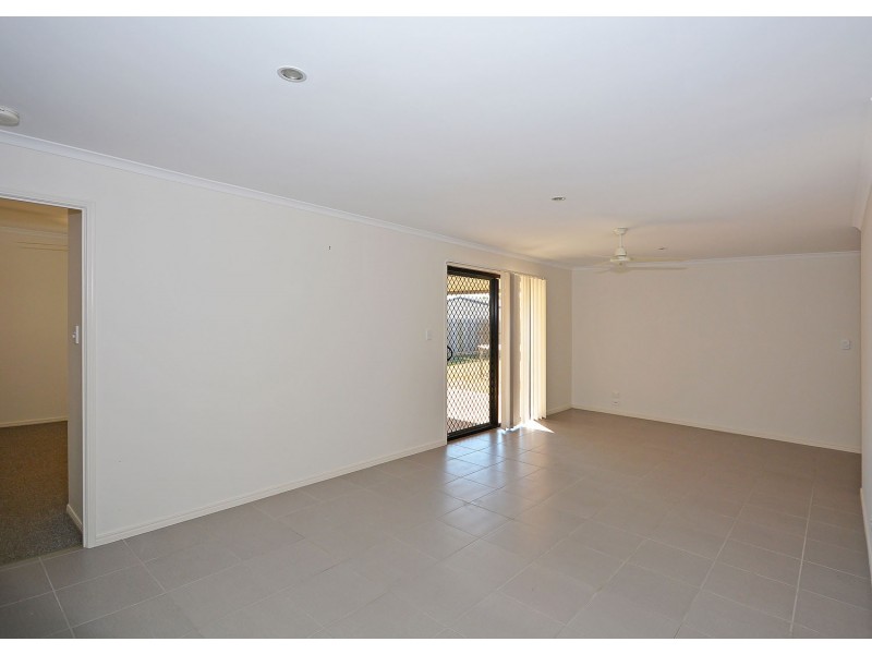 8 Cooks Road, Urraween QLD 4655