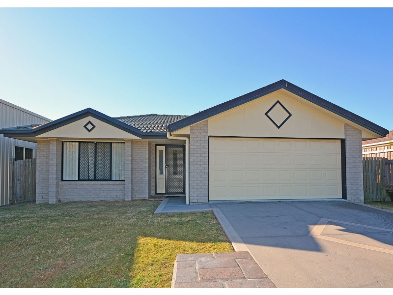 8 Cooks Road, Urraween QLD 4655