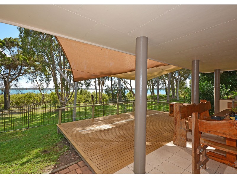 82 Riverview Drive, Burrum Heads QLD 4659