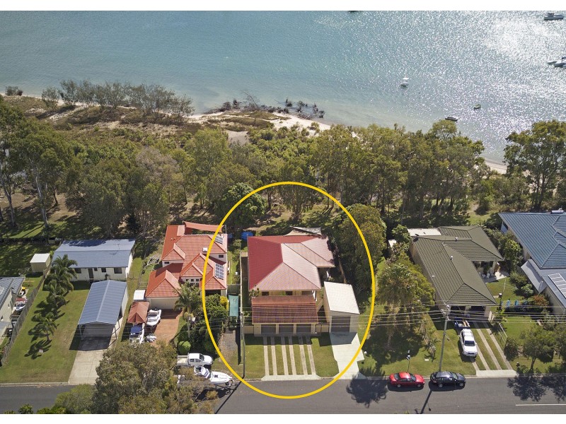 82 Riverview Drive, Burrum Heads QLD 4659