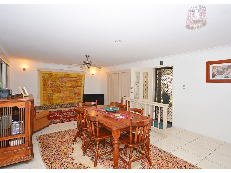 82 Riverview Drive, Burrum Heads QLD 4659