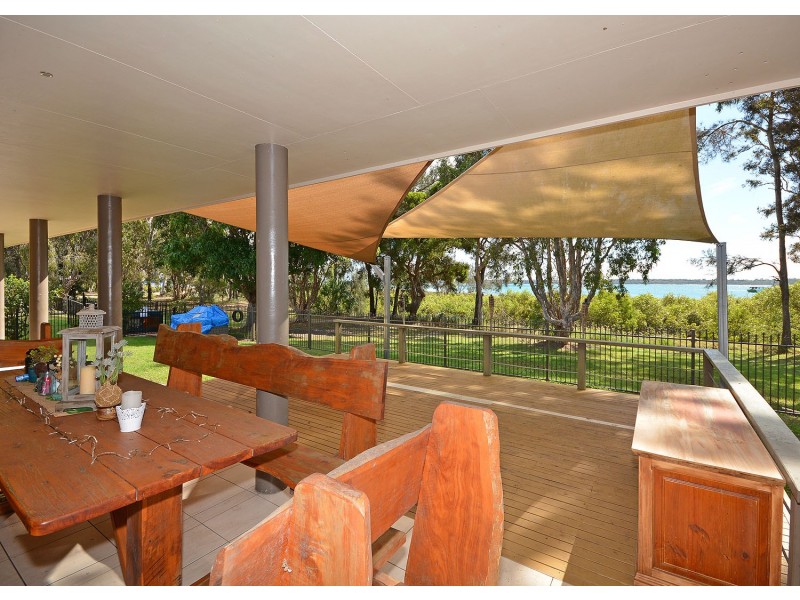 82 Riverview Drive, Burrum Heads QLD 4659