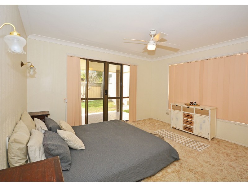 82 Riverview Drive, Burrum Heads QLD 4659