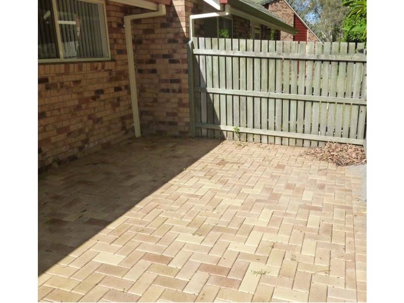 6/137 Freshwater Street, Torquay QLD 4655