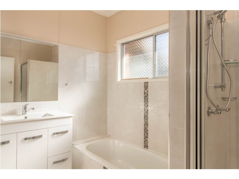 29 Drummond Street, Urangan QLD 4655