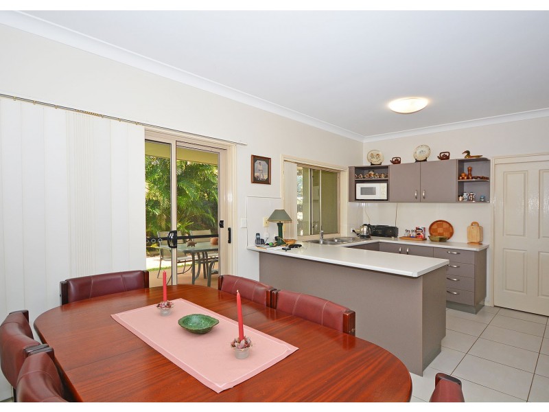 17/142-146 Elizabeth St, Urangan QLD 4655