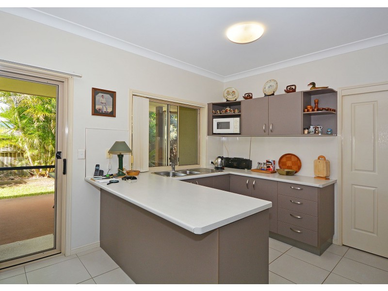 17/142-146 Elizabeth St, Urangan QLD 4655