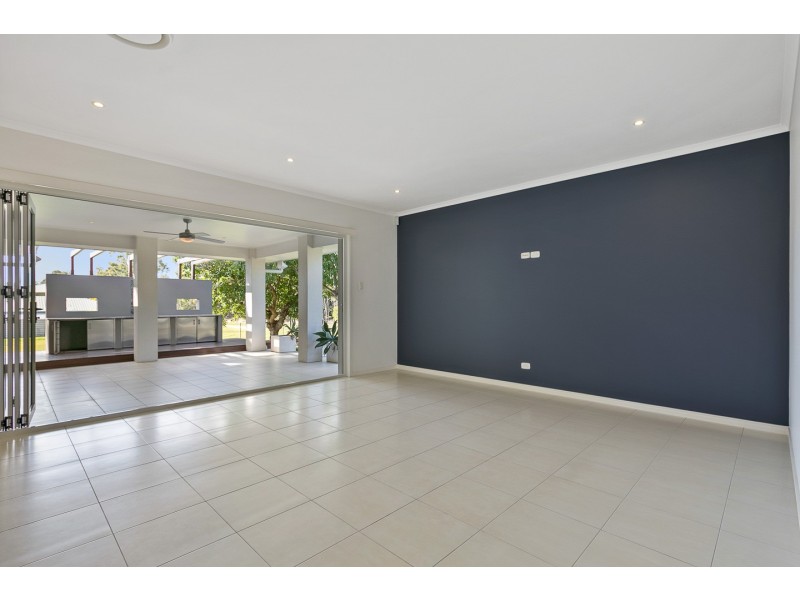 264 Boat Harbour Drive, Scarness QLD 4655