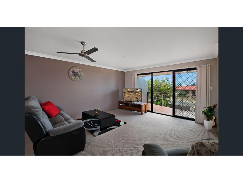 4/63-65 MCLIVER, Kawungan QLD 4655