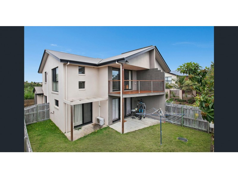 4/63-65 MCLIVER, Kawungan QLD 4655