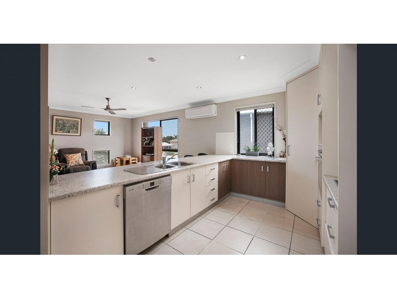 4/63-65 MCLIVER, Kawungan QLD 4655