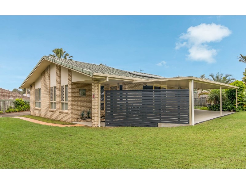 4 Cassia Avenue, Scarness QLD 4655