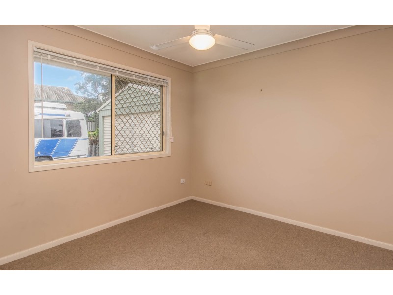 4 Cassia Avenue, Scarness QLD 4655