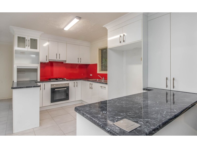 4 Cassia Avenue, Scarness QLD 4655