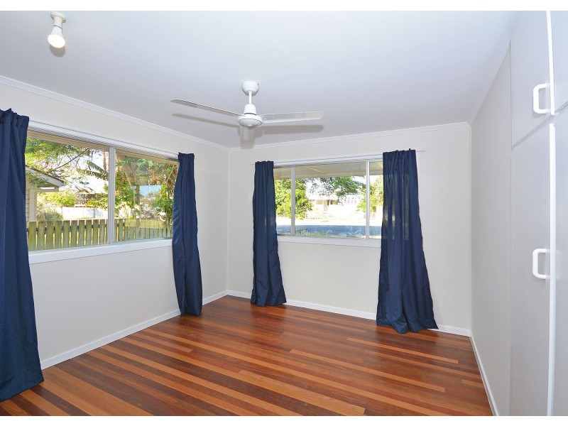 218 Cypress Street, Urangan QLD 4655