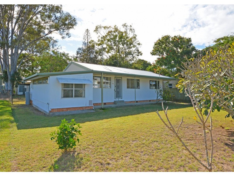 218 Cypress Street, Urangan QLD 4655
