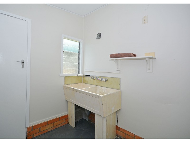 218 Cypress Street, Urangan QLD 4655