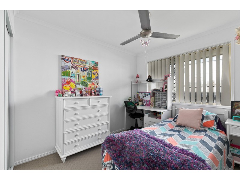 21 Merlin Drive, Urangan QLD 4655