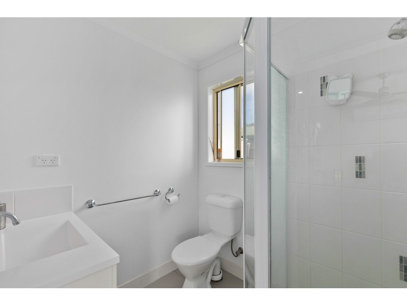 21 Merlin Drive, Urangan QLD 4655