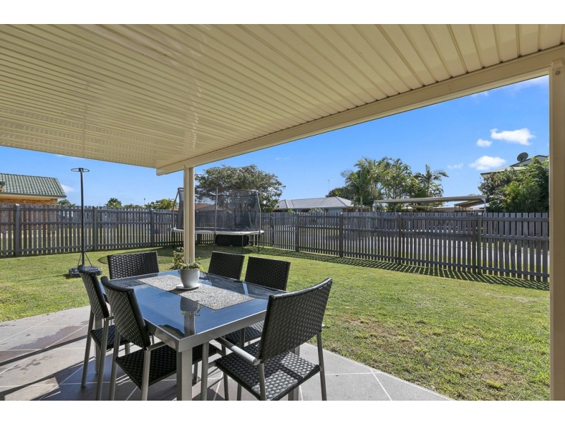 21 Merlin Drive, Urangan QLD 4655