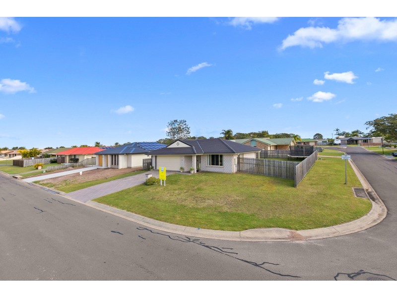 21 Merlin Drive, Urangan QLD 4655
