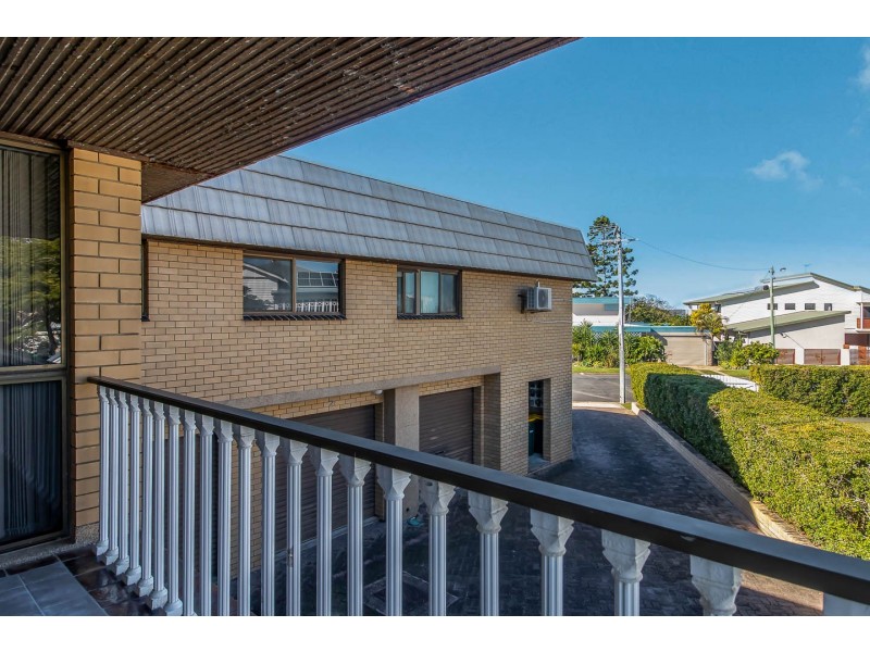 6/6 Dayman, Urangan QLD 4655