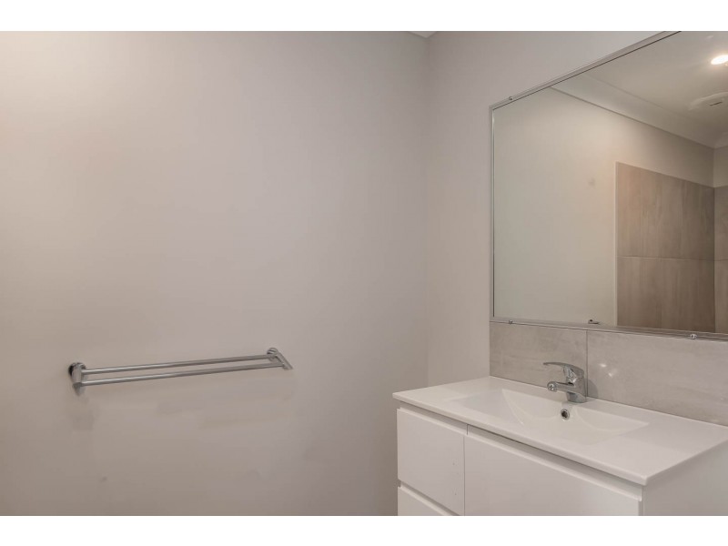 1/132 Exeter Street, Torquay QLD 4655