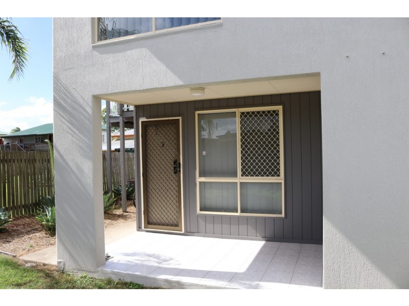 3/53 Beach Road, Pialba QLD 4655