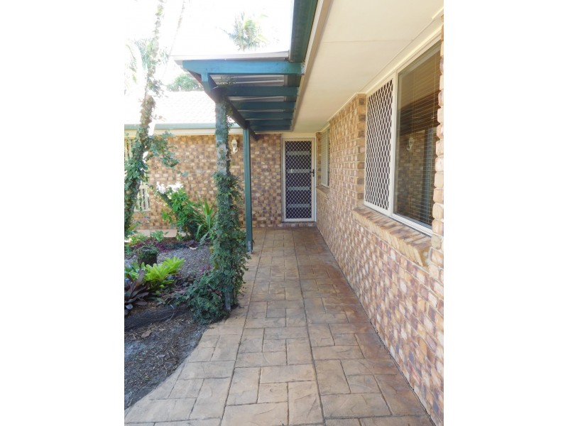 7 Brolga Court, Eli Waters QLD 4655