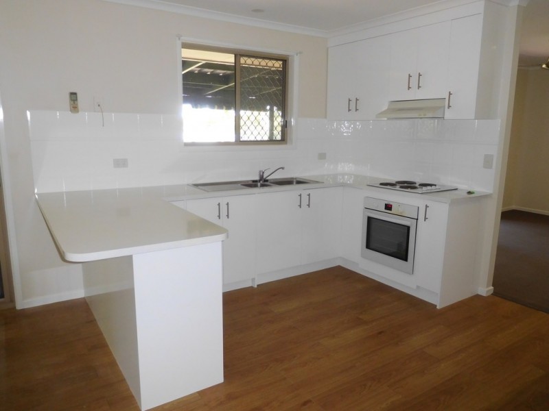 7 Brolga Court, Eli Waters QLD 4655