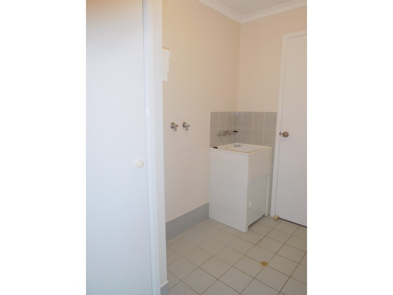 7 Brolga Court, Eli Waters QLD 4655