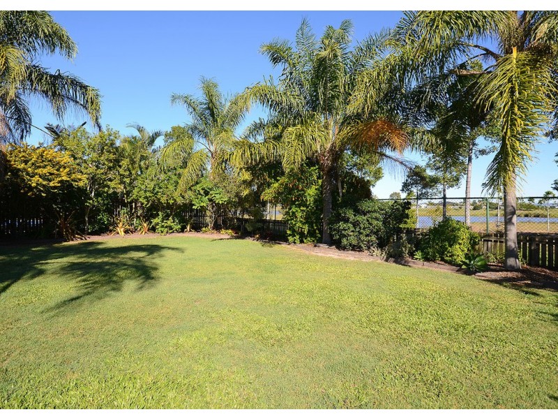 7 Brolga Court, Eli Waters QLD 4655