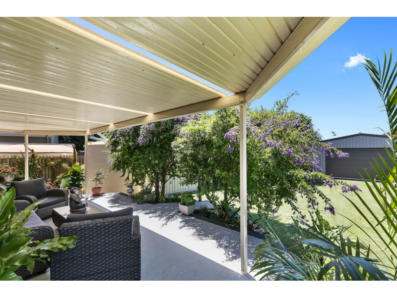 12 Flinders Street, Point Vernon QLD 4655