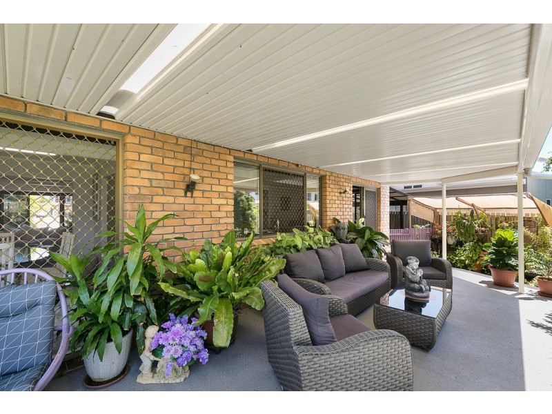 12 Flinders Street, Point Vernon QLD 4655