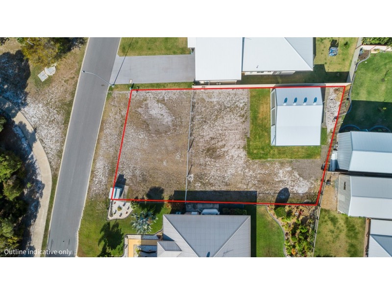 24 Tulipwood Drive, Burrum Heads QLD 4659