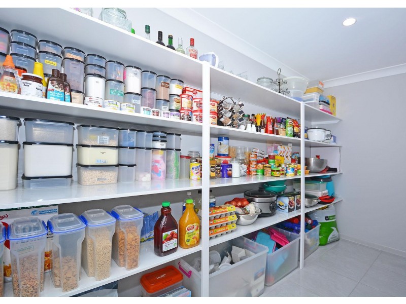 13 Lakes Boulevard, Burrum Heads QLD 4659