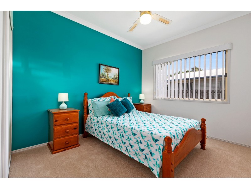 25 Corser Street, Point Vernon QLD 4655