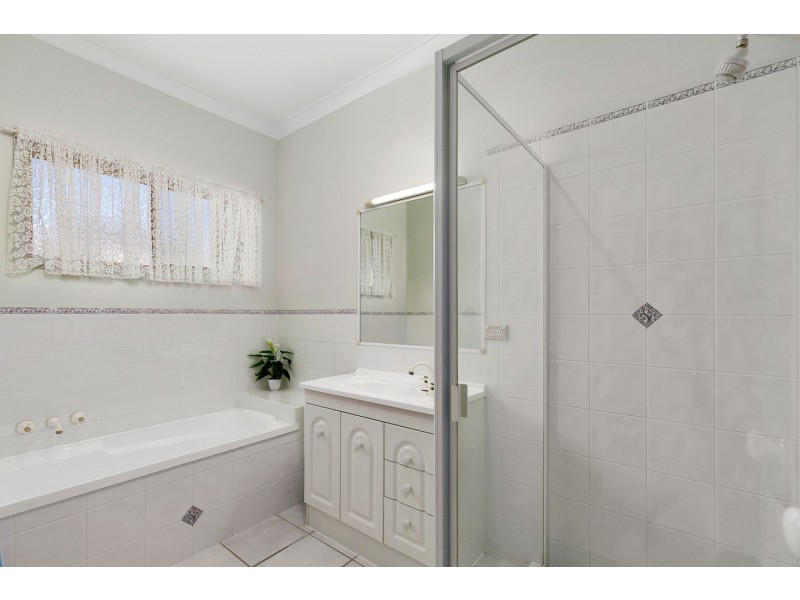 25 Corser Street, Point Vernon QLD 4655