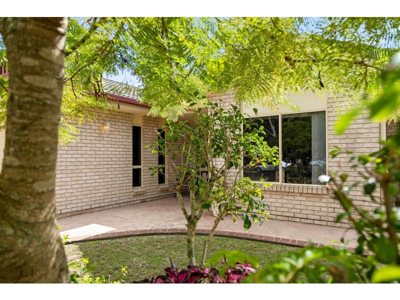 25 Corser Street, Point Vernon QLD 4655