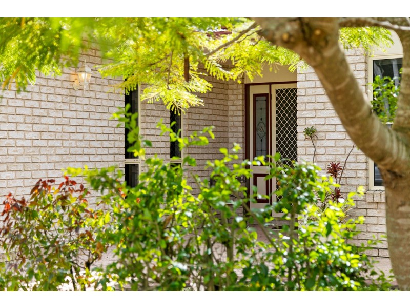 25 Corser Street, Point Vernon QLD 4655