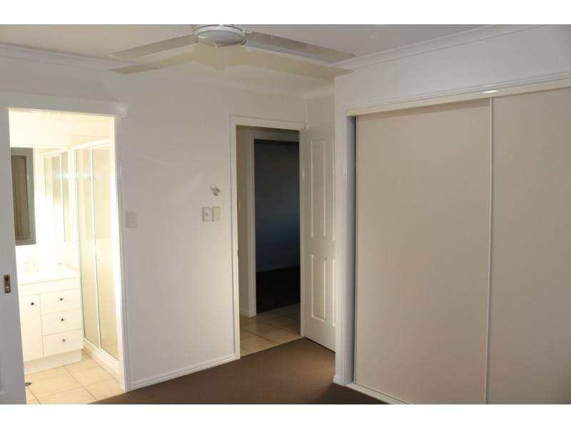 5 Durham Court, Kawungan QLD 4655