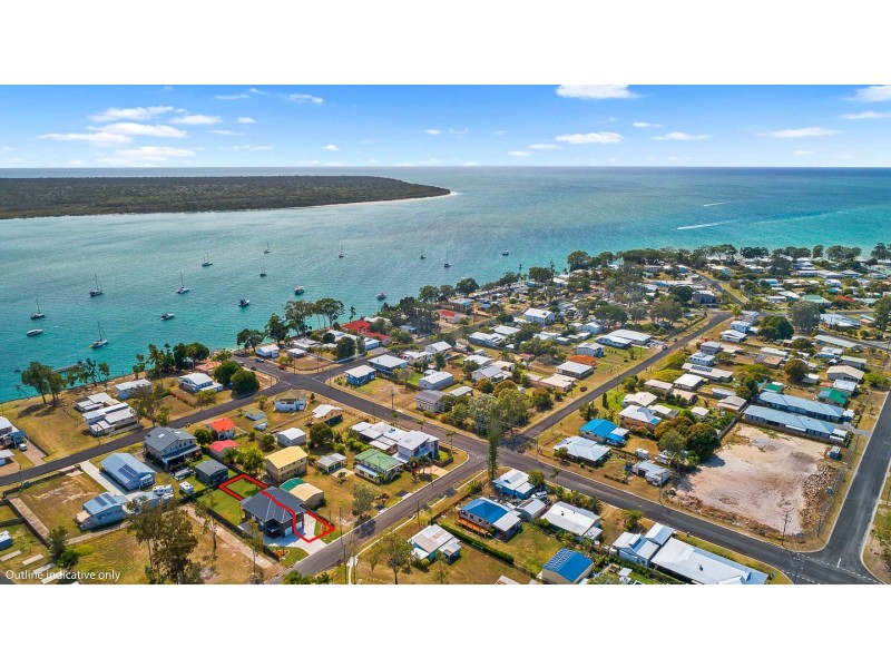 Unit 1, 6 Howard Street, Burrum Heads QLD 4659