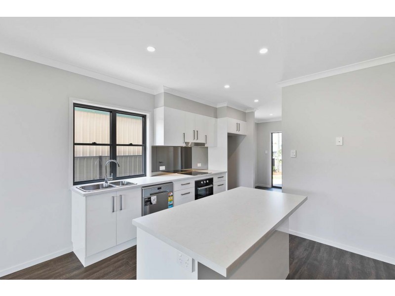 Unit 1, 6 Howard Street, Burrum Heads QLD 4659