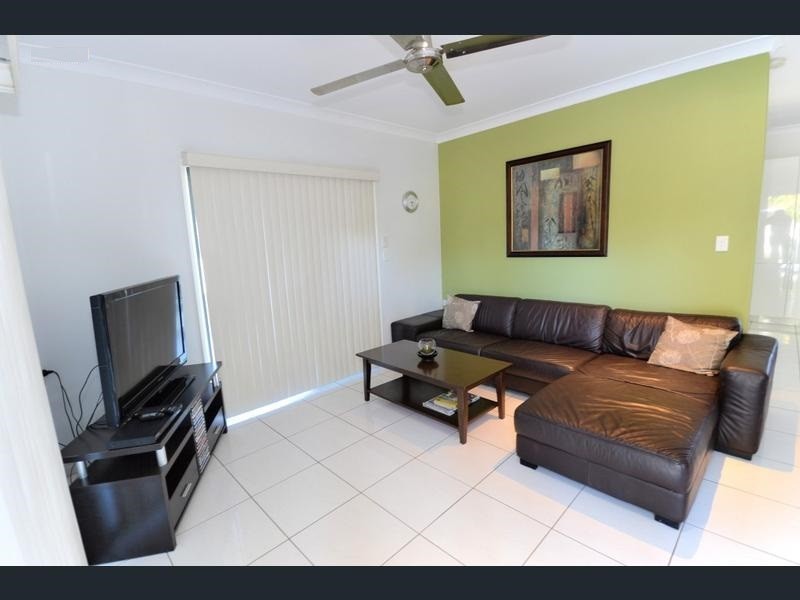 112 Riverview Drive, Burrum Heads QLD 4659