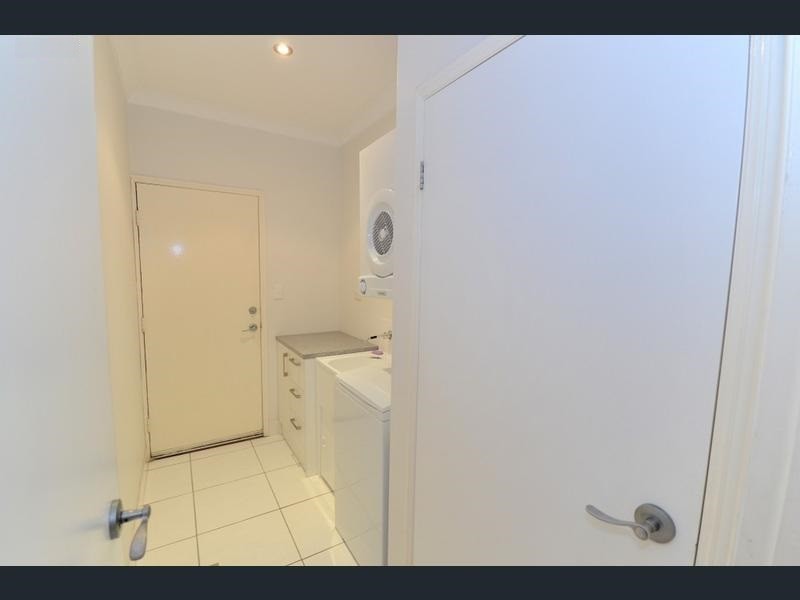112 Riverview Drive, Burrum Heads QLD 4659