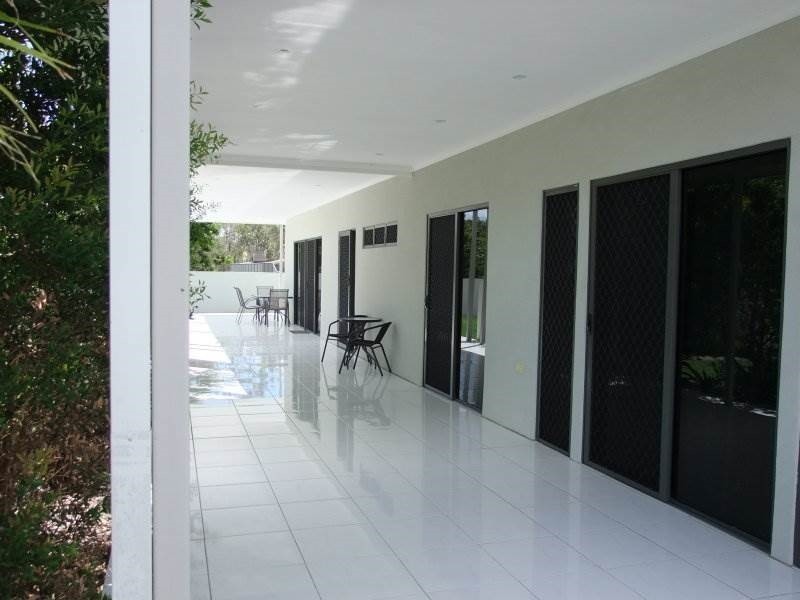 112 Riverview Drive, Burrum Heads QLD 4659