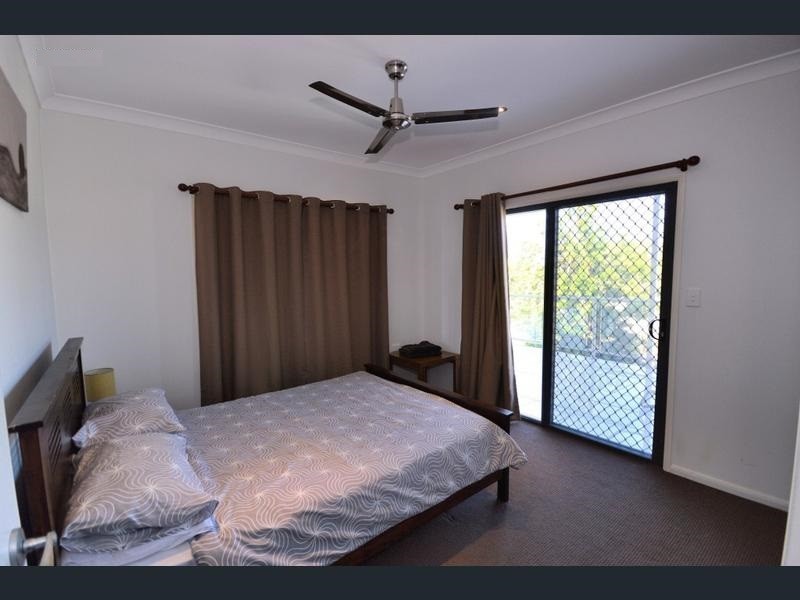112 Riverview Drive, Burrum Heads QLD 4659